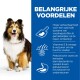 Un colley heureux assis à gauche ; à droite, texte néerlandais sur les avantages de la nourriture pour animaux : digestibilité, vitamine E, oméga 6 et fibres prébiotiques.