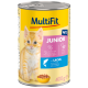Une boîte de nourriture pour chats MultiFit Junior avec une étiquette de mignon petit chat orange, pâté au saumon, 400g, sans sucres ajoutés.