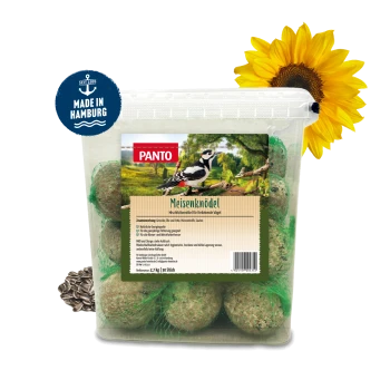 Packung mit sechs grünen Vogelfutterbällen mit der Aufschrift "Meisenknödel" zur Fütterung von Wildvögeln, mit einem Specht auf der Verpackung.
