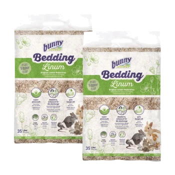 Deux sacs de Bunny Bedding Linum, chacun de 35 litres, contenant de la literie en lin naturel pour petits animaux, avec des illustrations d'un lapin et de cochons d'Inde.