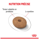 Gros plan de croquettes pour animaux rondes avec un trou au centre, étiquetées "NUTRITION PRÉCISE," présentant "Teneur adaptée en protéines" et "L-carnitine."