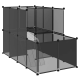 Ein modulares schwarzes Haustiergehege mit transparenten Paneelen, mit einem mehrstufigen Design und einer weißen Rampe für einfachen Zugang zwischen den Ebenen.