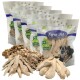Lyra Pet Nature Power Hundeleckerlis: fünf Tüten, Haufen getrockneter Hühnerstreifen und -würfel; Verpackung zeigt zwei Hunde.