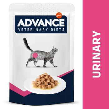 Emballage de nourriture pour chat Advance Veterinary Diets Urinary avec une silhouette de chat gris, une assiette de nourriture humide et un texte en gras.