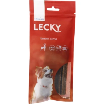 Eine rote Verpackung für Lecky Dentinis Cervus Hundeleckerlis mit einem glücklichen Hund auf der Vorderseite, mit dem Text, der ">90% Fleisch" und "Pro Immune" angibt.