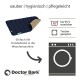 Eine Hundedecke von Doctor Bark, mit einem navyblauen und beigen Design, mit Text, der angibt, dass sie bis zu 95 °C waschbar und trocknergeeignet ist.