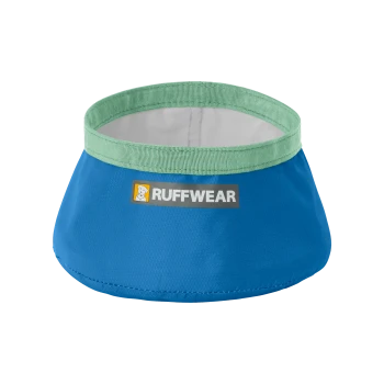 Blauer Hundenapf mit einem hellgrünen Rand, mit dem prominent in der Mitte angezeigten "RUFFWEAR"-Logo.