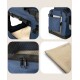 Blauer Haustierträger mit Netzfenstern, ausgestattet mit einer kleinen Tasche und einem faltbaren Design für einfache Lagerung.