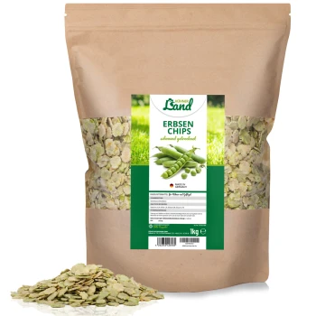 Braune Papiertüte mit getrockneten Erbsenchips, beschriftet mit "Erbsen Chips" und einem grün-weißen Design, mit einem grasigen Hintergrund und einem Gewicht von 1 kg.