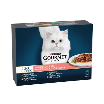 Eine Box mit Purina Gourmet Katzenfutter mit einer flauschigen weißen Katze, beschriftet "Mini Fillets i Sås" in Huhn-, Rind- und Lachsvarianten.