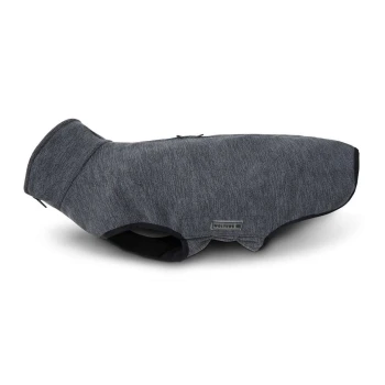 Grauer Hundemantel mit schwarzem Besatz und "WOLTERS"-Etikett, für Wärme und Komfort entworfen, auf weißem Hintergrund dargestellt.