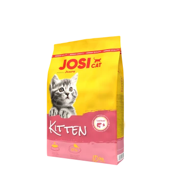 Eine bunte 10 kg Tüte Josi Cat Kittenfutter mit einem verspielten grauen Kätzchen auf der Vorderseite, mit Text, der 'Kitten' und 'Lachsöl' hervorhebt.
