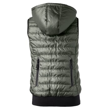 Grüne Steppweste mit Kapuze, mit zwei seitlichen Reißverschlusstaschen und einem schwarzen unteren Saum.