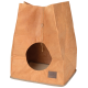 Maison triangulaire marron pour animaux avec entrée circulaire et étiquette « more LIFESTYLE PETS » à l'avant.