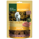 Packung von Real Nature Wilderness Pure Chicken Fleischsnack für Haustiere, mit einem weißen Wolf und Text, der 100% Huhn hervorhebt.