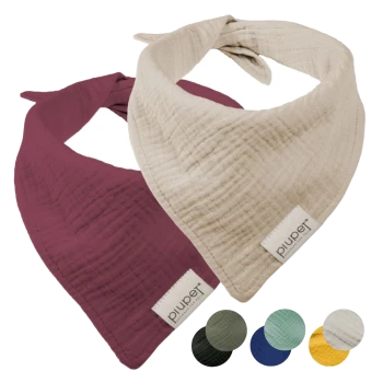 Zwei Haustierbandanas in burgunderrot und beige, beschriftet mit "pluper", mit Farbmuster in grün, schwarz, blau und gelb darunter.