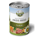 Dose mit Tiernahrung, die mit "Bellfor Heide-Menü Lamm" beschriftet ist, mit einer malerischen Kulisse, Bildern von Lamm, Karotten und Kräutern.
