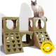 Eine flauschige Siamkatze sitzt auf einer mehrstöckigen Pappspielstruktur mit einem "1 JAHRE GARANTIE 100% GELD ZURÜCK"-Abzeichen.