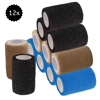 Ein Stapel von 12 Rollen selbstklebendem Verband in verschiedenen Farben: schwarz, braun und blau, auf einem weißen Hintergrund präsentiert.