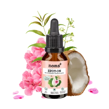 Flasche mit 'noms+ ZPOT-ON' Anti-Zeckenlösung für Katzen, umgeben von rosa Blumen und einer Kokosnuss-Hälfte, mit Text auf dem Etikett.