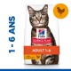Sac de nourriture pour chat Hill's Science Plan mettant en avant un chat tigré, étiqueté "ADULT 1-6" et "with chicken," recommandé par les vétérinaires.