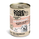 Dosen-Hundefutter mit der Aufschrift "DOGS'n TIGER", das "GRÜNSCHNABEL" mit Huhn, Reis, Karotten und Zucchini enthält, geeignet für Welpen.
