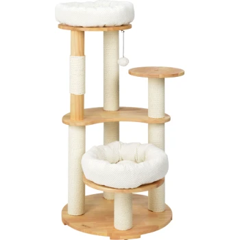 Arbre à chat avec trois niveaux, présentant des coussins blancs doux, des poteaux à gratter en sisal et un jouet suspendu.