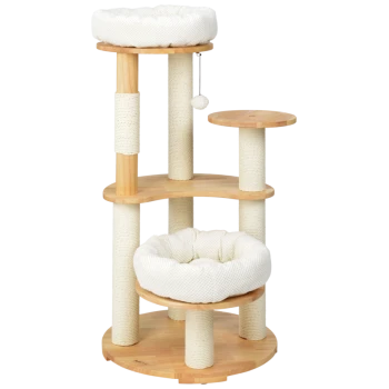 Katzenbaum mit drei Ebenen, ausgestattet mit weichen weißen Kissen, mit Sisal umwickelten Kratzpfosten und einem hängenden Spielzeug.