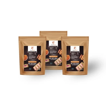 Drei Tüten von "WILDFANG 80% Geflügel Leckerchen" für Haustiere, mit einem Logo, Nährwertinformationen und Zutaten.