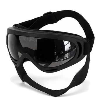 Schwarze Hundebrille mit getönter, reflektierender Linse, verstellbarem schwarzem Elastikband; „STUCH“ auf der Linse sichtbar.