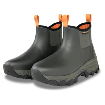 Paar graue und schwarze wasserdichte Haustierstiefel mit orangefarbenen Zuglaschen und dem Markennamen „Gateway“ an der Seite.