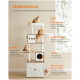 Multifunktionaler Katzenbaum mit zwei spielenden Katzen, mit Kratzpfosten, einem gemütlichen Versteck und einem Fensterblick; der Text hebt seine Vorteile hervor.