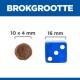 Afbeelding van een hondenvoerbrokje naast een blauwe dobbelsteen voor maatvergelijking, met afmetingen gelabeld: brokje 10 x 4 mm, dobbelsteen 16 mm.