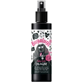 Schwarze Sprühflasche von "Bugalugs Baby Fresh Cologne" mit einem Cartoon-Hund, beschriftet mit "Vegan" und "Halt mich frisch!" Enthält Aloe Vera. 200ml.