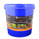 Blauer Behälter mit Silbermann Teichpellets-Mix, 6 mm, für Koi und Gartenteichfische, 10.000 ml, mit bunten Fischgrafiken.