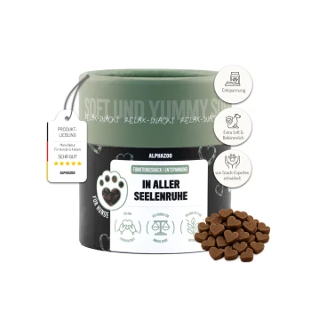 In Aller Seelenruhe 60g I Funktionssnack für Beruhigung & Stress Ein Behälter mit AlphaZoo Entspannungssnacks für Hunde, beschriftet mit "IN ALLER SEELENRUHE", mit herzförmigen Leckereien daneben.