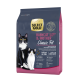 Katzenfuttertüte mit einer schwarz-weißen Katze und einer schwarzen Katze mit weißen Flecken. Der Text lautet "SELECT GOLD BABYCAT & MOTHER Classic Fit."