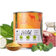 Eine Dose FAVLY-Hundefutter mit der Aufschrift "Wild", die Zutaten wie Amaranth, Brokkoli und Leinsamenöl enthält, mit einer Grafik eines Rehs und Nährwertangaben.