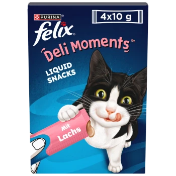 Purina Felix Deli Moments flüssige Katzensnacks, 4x10g, mit Lachs, mit einer schwarz-weißen Katze, die sich die Lippen leckt.
