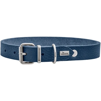 Blaues Leder-Hundehalsband mit einer silbernen Schnalle und einem kleinen Metallschild mit dem Markennamen "HUNTER."