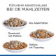 Bild von drei Schalen mit Tierfutter: eine mit Fleisch und Gemüse, eine mit Pellets und eine mit Pellets obendrauf. Deutscher Text betont Vielfalt.