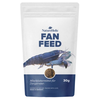 NatureHolic FAN FEED 30g-Tüte, weiß mit blauem Garnelenbild, rundem Sichtfenster und der Aufschrift 'Mischfuttermittel für Ziergarnelen'.