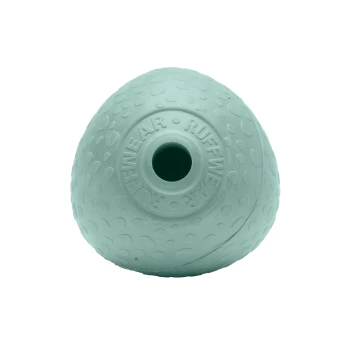 Ein hellblaues Gummihundespielzeug in Form eines Balls mit einem Loch in der Mitte, mit strukturierten Erhebungen und dem Markennamen 'RUFFWEAR' eingeprägt.