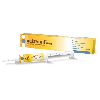 Vetramil Auris Ohrentropfen in einer 15 ml Spritze, mit einem gelb-weißen Design und dem Text "DIE NATÜRLICHE KRAFT DES HONIGS."