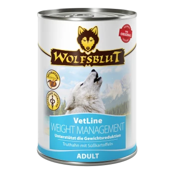 Dosenhundefutter mit der Aufschrift "Wolfsblut VetLine Weight Management", das einen heulenden Wolf und Berge zeigt, mit Text auf Deutsch über Gewichtsreduktion.
