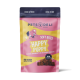 Eine bunte Haustierfuttertüte mit der Aufschrift "Happy Puppy Soft Bites" für Hunde, die einen Cartoon-Welpen zeigt und angibt, dass sie getreidefrei und zuckerfrei ist.
