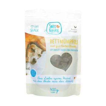 Bettmümpfeli 400 g Weiche Snackverpackung für Hunde mit der Aufschrift "Bettmümpfeli mit gut-Nacht-Chrümmli," mit herzförmigen Leckereien, 400g Nettogewicht.