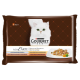 Purina Gourmet A La Carte Katzenfutterpaket mit einer weißen Katze auf braunem Hintergrund, das vier 85g Portionen enthält.