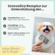 Kleiner weiß-brauner Hund wird gebürstet; deutscher Text: 'Innovative Rezeptur...' und 'Leckerer Softsnack, ideal für Allergiker'.