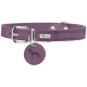 Lila Lederhalsband für Hunde mit einer silbernen Schnalle und einem runden Anhänger mit einem Hundesilhouette, markiert mit "HUNTER."